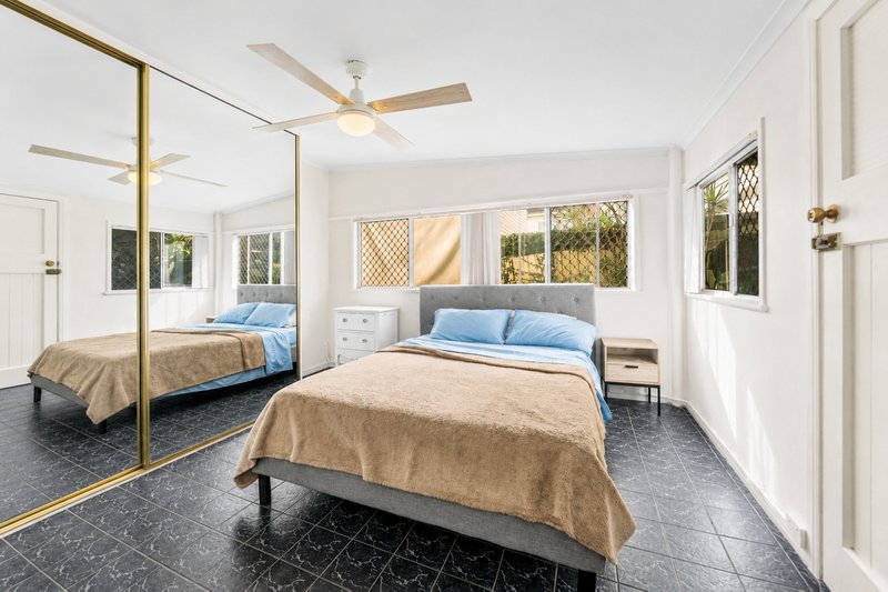 Photo - 69 Donald Street, Camp Hill QLD 4152 - Image 9