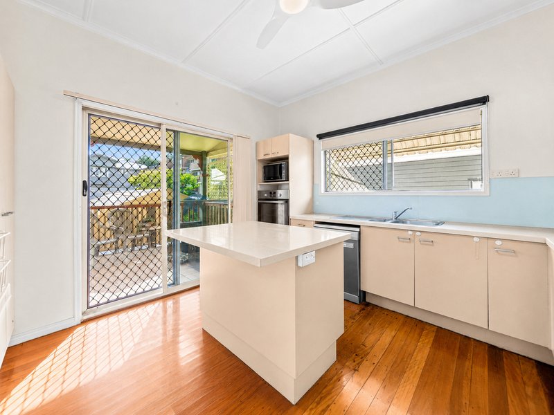 Photo - 69 Donald Street, Camp Hill QLD 4152 - Image 10
