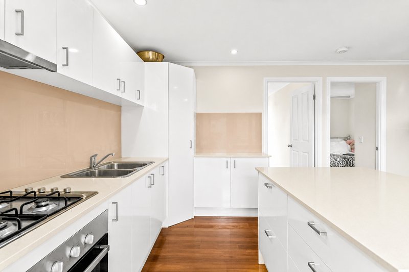 Photo - 69 Donald Street, Camp Hill QLD 4152 - Image 11
