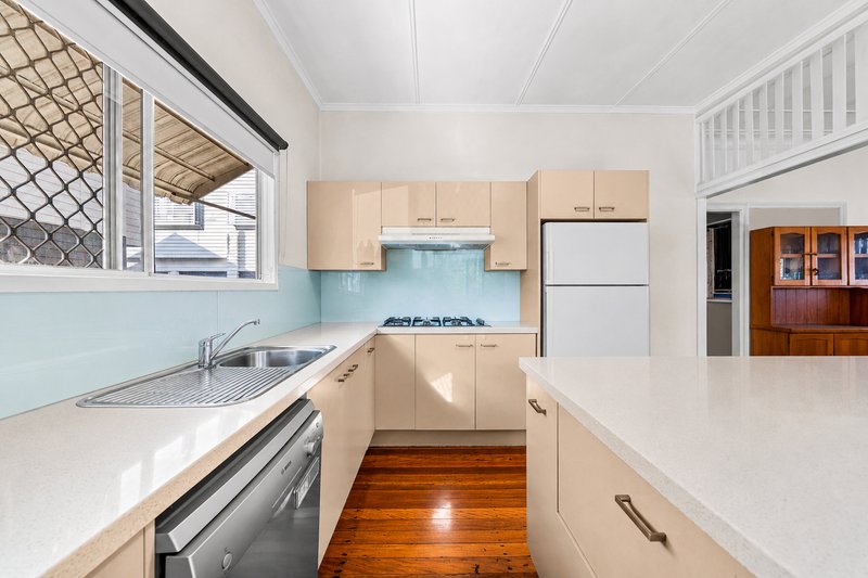 Photo - 69 Donald Street, Camp Hill QLD 4152 - Image 13