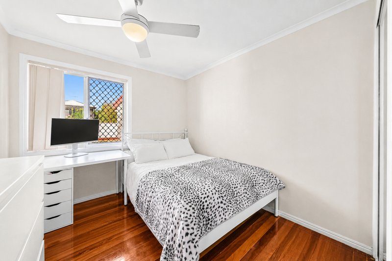 Photo - 69 Donald Street, Camp Hill QLD 4152 - Image 17
