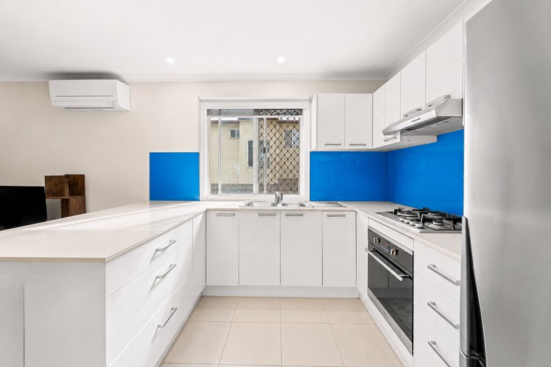 Photo - 69 Donald Street, Camp Hill QLD 4152 - Image 24