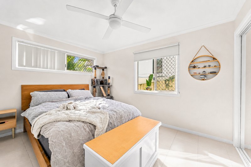 Photo - 69 Donald Street, Camp Hill QLD 4152 - Image 30