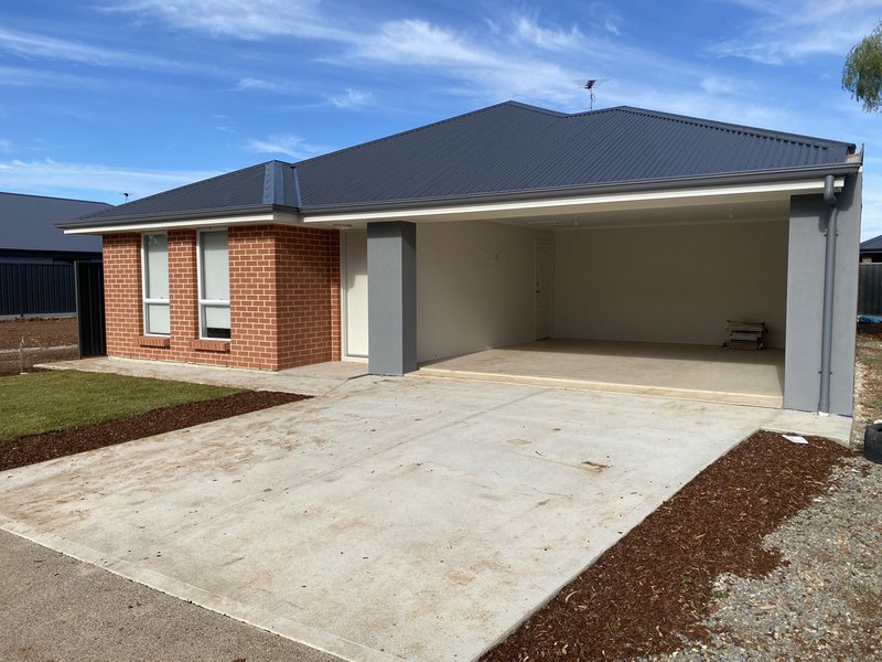 Photo - 69 Edgecombe Road, Davoren Park SA 5113 - Image 2