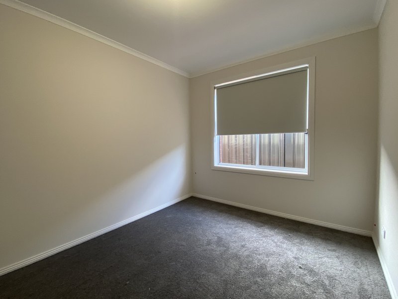 Photo - 69 Edgecombe Road, Davoren Park SA 5113 - Image 7