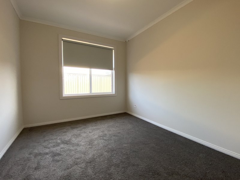 Photo - 69 Edgecombe Road, Davoren Park SA 5113 - Image 11