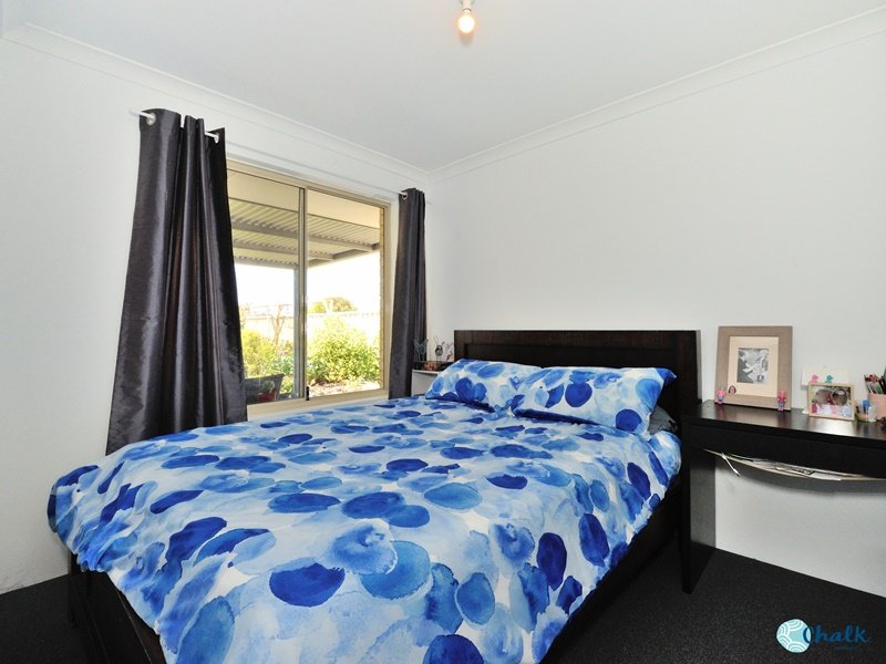 Photo - 69 Endeavour Drive, Port Kennedy WA 6172 - Image 13