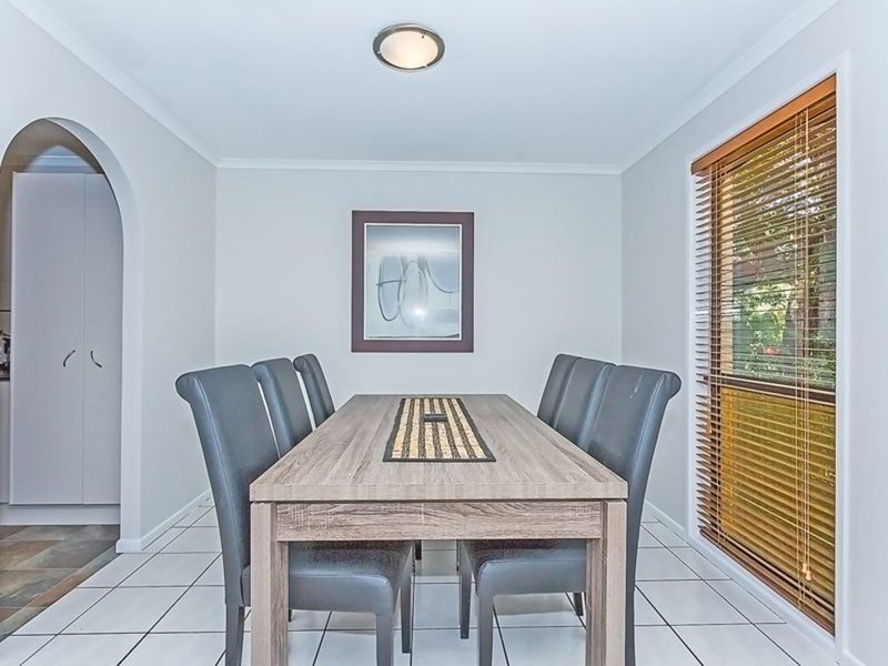 Photo - 69 Fedrick Street, Boronia Heights QLD 4124 - Image 5