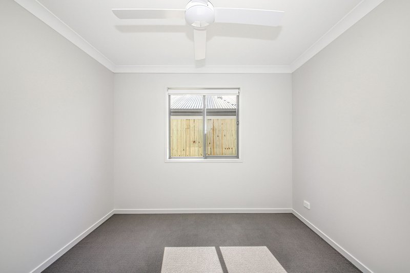 Photo - 6/9 Firetail Court, Morayfield QLD 4506 - Image 7