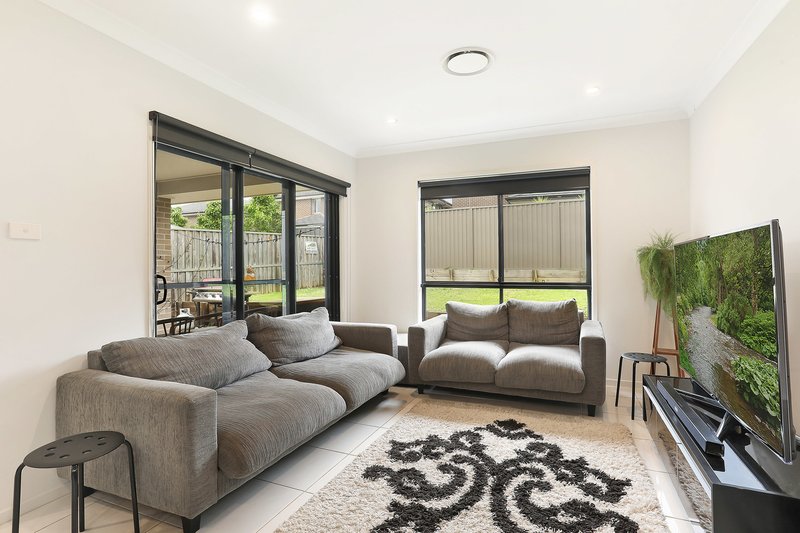 Photo - 69 Garrawilla Avenue, North Kellyville NSW 2155 - Image 6