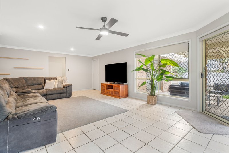 Photo - 69 Gawain Drive, Ormeau QLD 4208 - Image 6