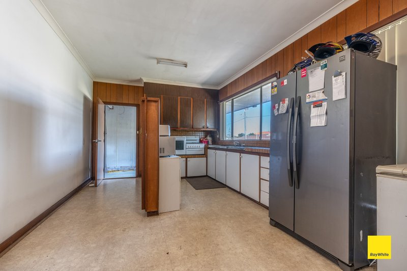 Photo - 69 Gingin Road, Lancelin WA 6044 - Image 3