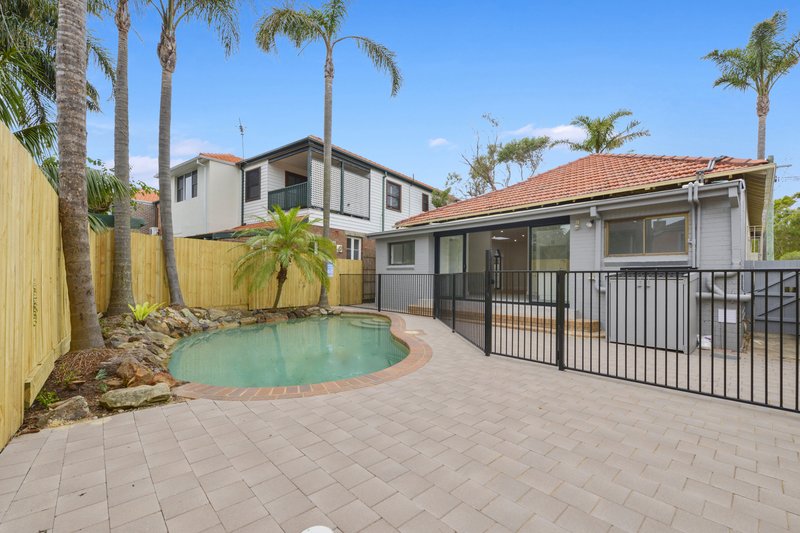 Photo - 69 Glenayr Avenue, North Bondi NSW 2026 - Image 2