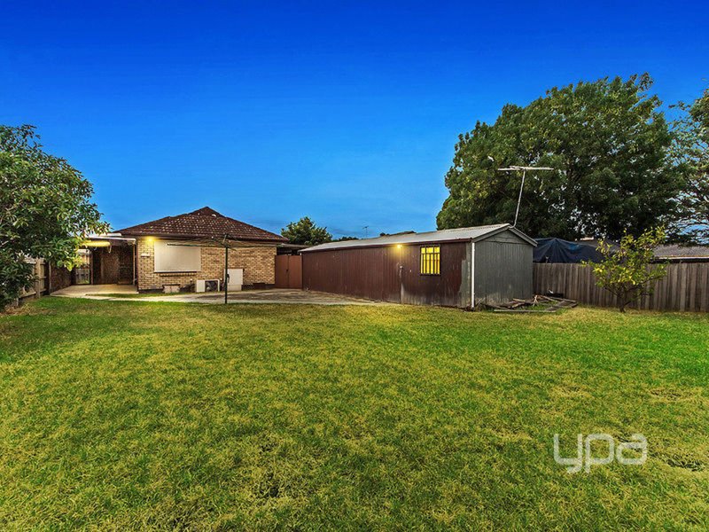 Photo - 69 Glyndon Avenue, St Albans VIC 3021 - Image 11