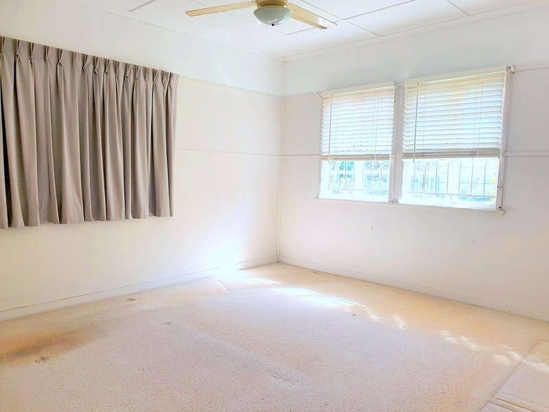 Photo - 69 Grant Street, Redcliffe QLD 4020 - Image 9