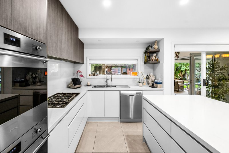 Photo - 69 Greaves Street South, Werribee VIC 3030 - Image 3