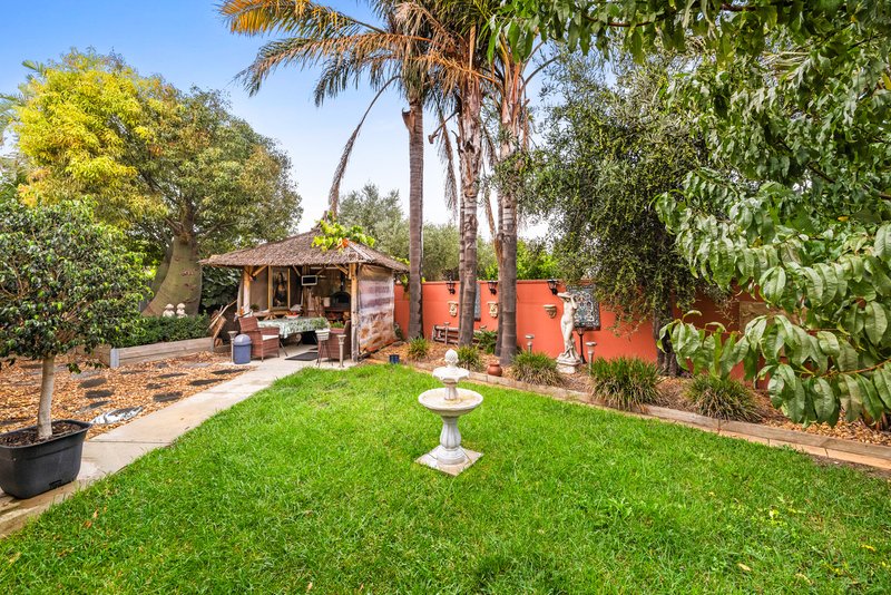 Photo - 69 Greaves Street South, Werribee VIC 3030 - Image 18