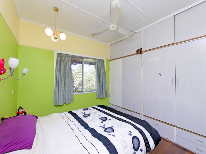 Photo - 69 Grenadier Circuit, Ebbw Vale QLD 4304 - Image 6