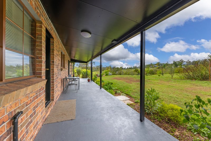 Photo - 69 Hardgrave Road, Blackbutt QLD 4314 - Image 12