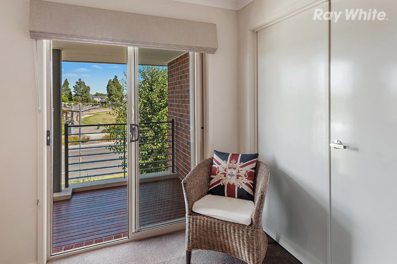 Photo - 69 Hawkstowe Parade, South Morang VIC 3752 - Image 12