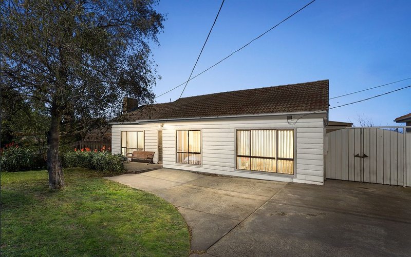 Photo - 69 Hickford Street, Reservoir VIC 3073 - Image 2