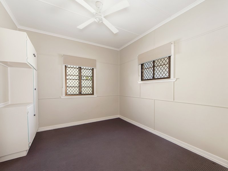 Photo - 69 Hill Street, Tivoli QLD 4305 - Image 8