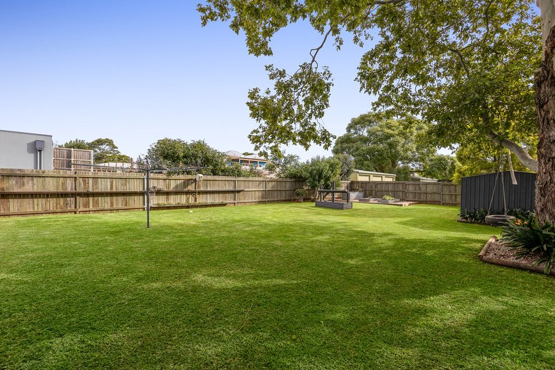 Photo - 69 Hillview Avenue, Newtown QLD 4350 - Image 10