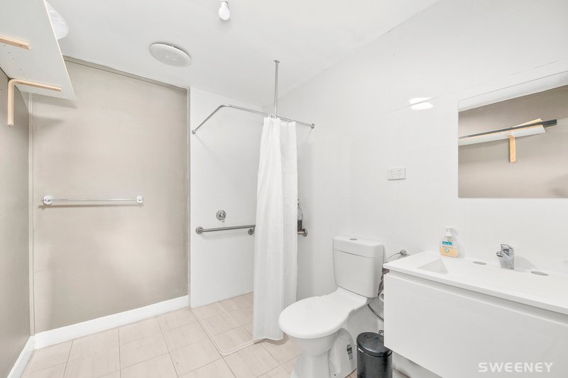 Photo - 69 Hook Street, Altona Meadows VIC 3028 - Image 8