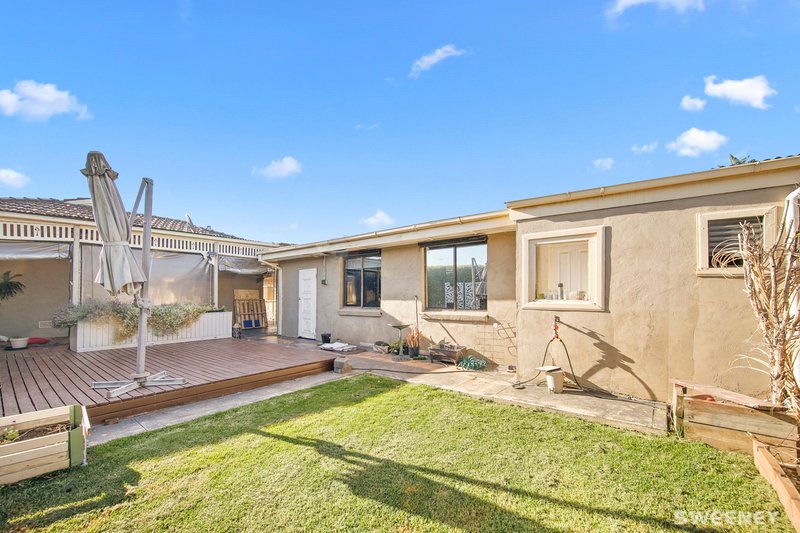 Photo - 69 Hook Street, Altona Meadows VIC 3028 - Image 15