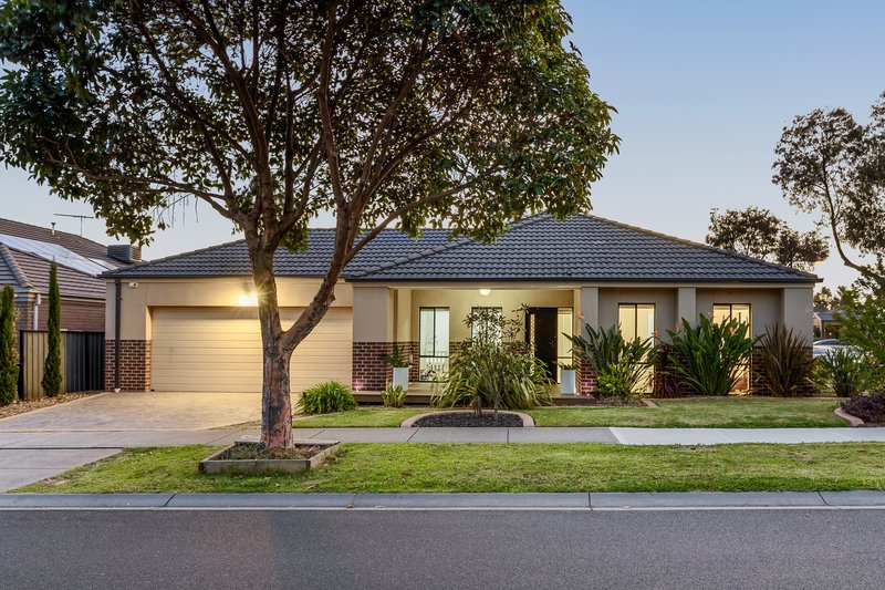 69 Hyde Park Avenue, Craigieburn VIC 3064