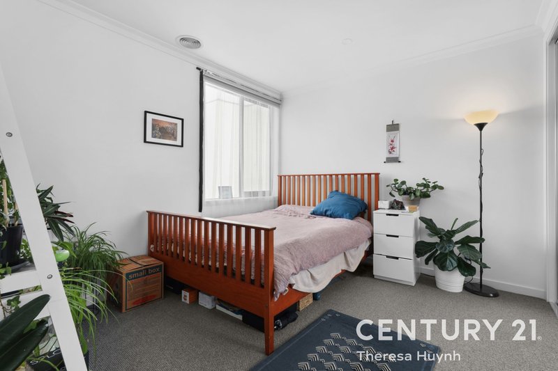 Photo - 69 Jackson Green Boulevard, Clayton South VIC 3169 - Image 8