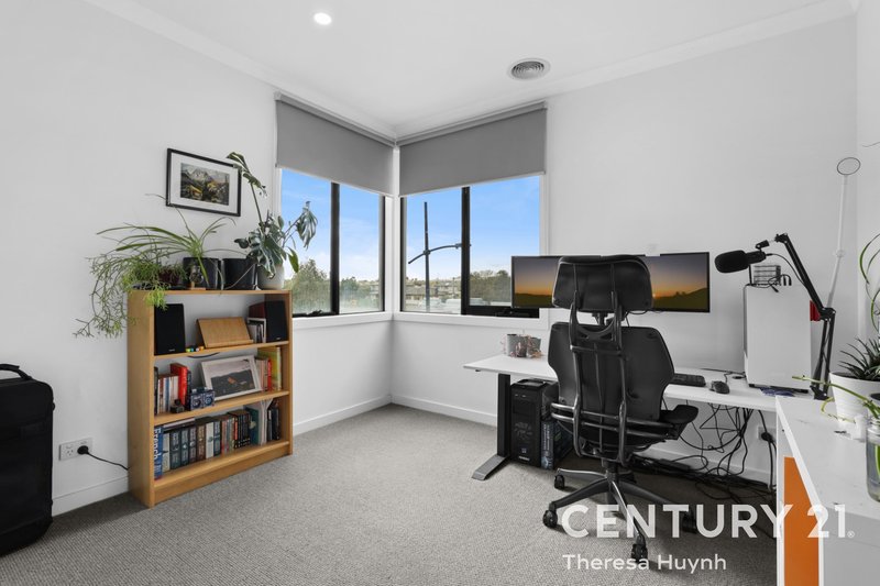 Photo - 69 Jackson Green Boulevard, Clayton South VIC 3169 - Image 9