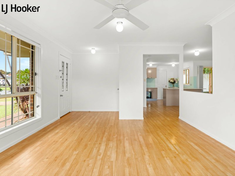 Photo - 69 Jasmine Drive, Bomaderry NSW 2541 - Image 5