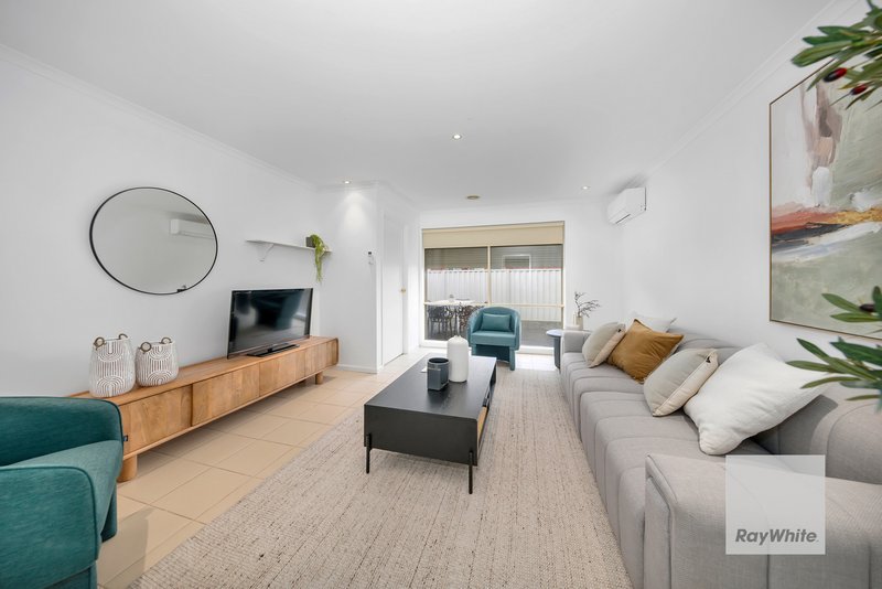 Photo - 69 Jindabyne Avenue, Taylors Hill VIC 3037 - Image 3