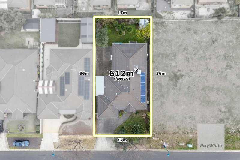 Photo - 69 Jindabyne Avenue, Taylors Hill VIC 3037 - Image 21