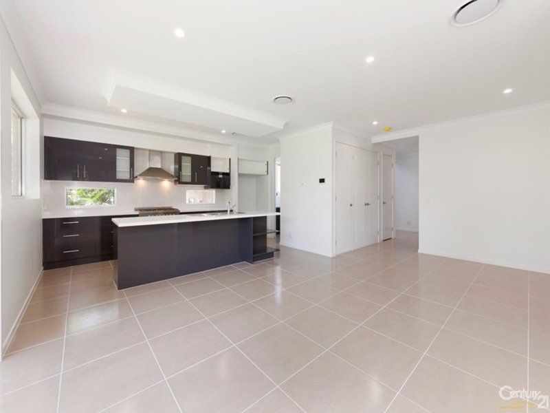 Photo - 69 Kamarin Street, Manly West QLD 4179 - Image 12