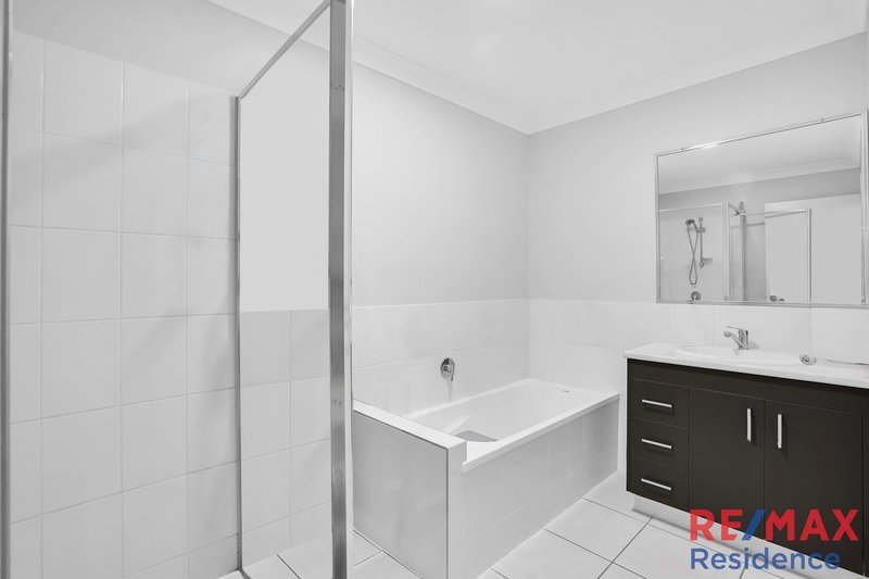 Photo - 69 Kanimbla Street, Holmview QLD 4207 - Image 7