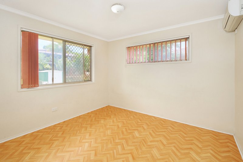 Photo - 69 Klumpp Road, Upper Mount Gravatt QLD 4122 - Image 8