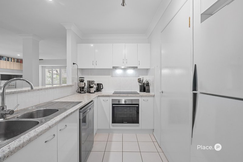 Photo - 69 Kununurra Crescent, Shailer Park QLD 4128 - Image 5