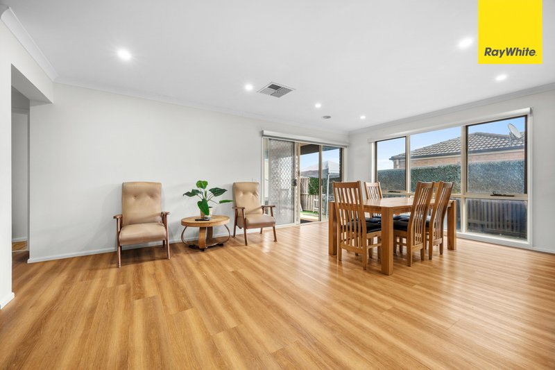 Photo - 69 Long Tree Drive, Harkness VIC 3337 - Image 8