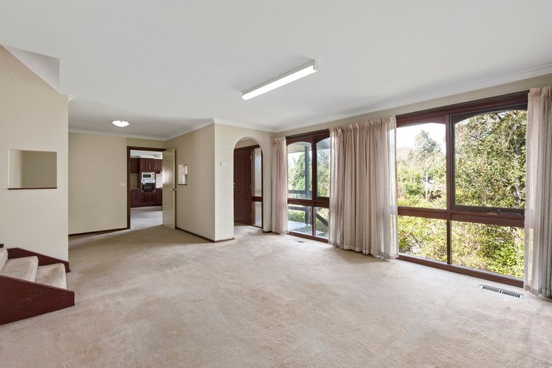 Photo - 69 Long Valley Way, Doncaster East VIC 3109 - Image 3