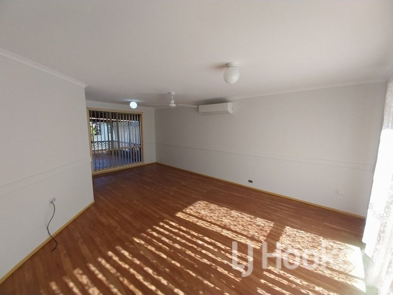Photo - 69 Macleans Point Road, Sanctuary Point NSW 2540 - Image 4