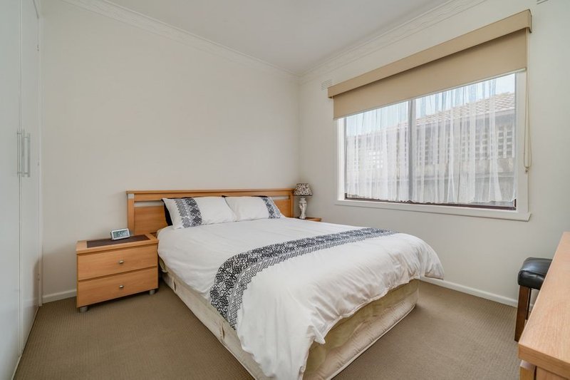 Photo - 69 Mcclelland Street, Bell Park VIC 3215 - Image 5