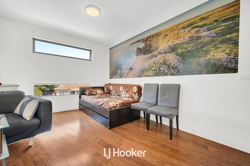 Photo - 6/9 Mcfarlane Crescent, Dandenong VIC 3175 - Image 4