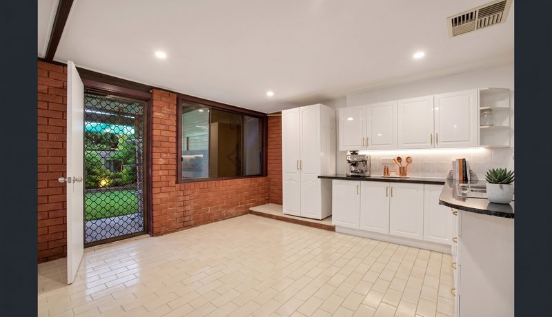 Photo - 69 Meadows Road, Mount Pritchard NSW 2170 - Image 9