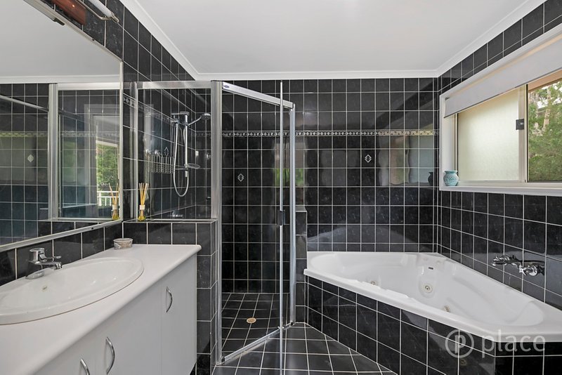 Photo - 69 Mirbelia Street, Kenmore Hills QLD 4069 - Image 10