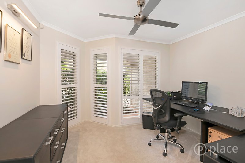 Photo - 69 Mirbelia Street, Kenmore Hills QLD 4069 - Image 15