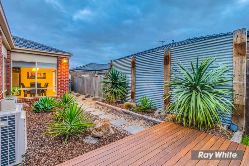 Photo - 69 Moorhen Blvd , Williams Landing VIC 3027 - Image 16