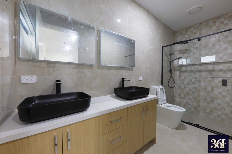 Photo - 69 Paradoxa Way, Tarneit VIC 3029 - Image 6