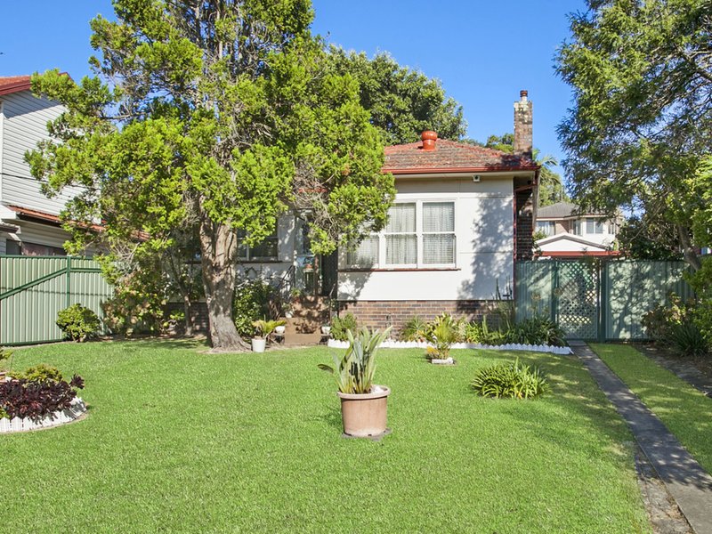 69 Parklands Avenue, Heathcote NSW 2233